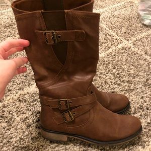 Baretrap boots